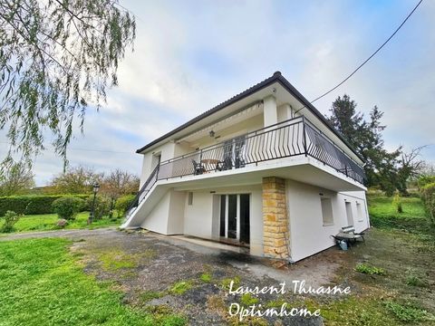   Maison � vendre 8 pi�ces 5 chambres sur terrain de 7372 m� Maison - 8 pi�ce(s) - 230 m�