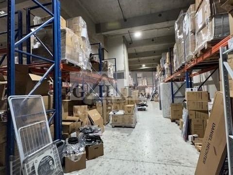 A LOUER PANTIN 400M2 6000 93500 Pantin