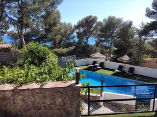  Propri�t�/ch�teau � vendre 6 pi�ces 222 m�