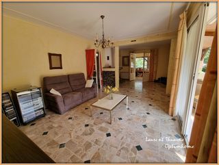  Maison � vendre 8 pi�ces 230 m�