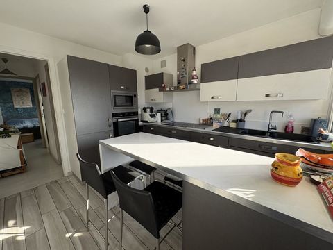   Appartement Appartement - 4 pi�ce(s) - 77 m�