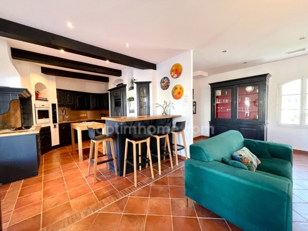 � vendre  Maison Aigues-Mortes (30220)