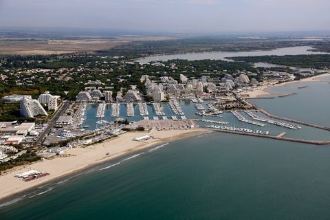 HERAULT (34) LA GRANDE MOTTE (34280) à vendre fonds de commerce Restaurant en Emplacement N°1 face à la mer 825000 34280 La grande motte