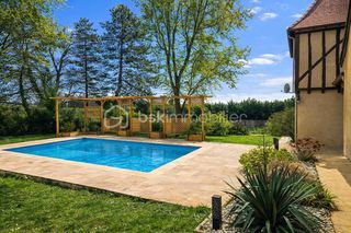  Maison � vendre 7 pi�ces 209 m�