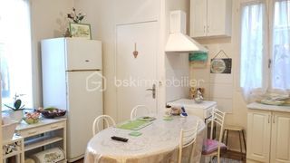  Immeuble � vendre 9 pi�ces 200 m�