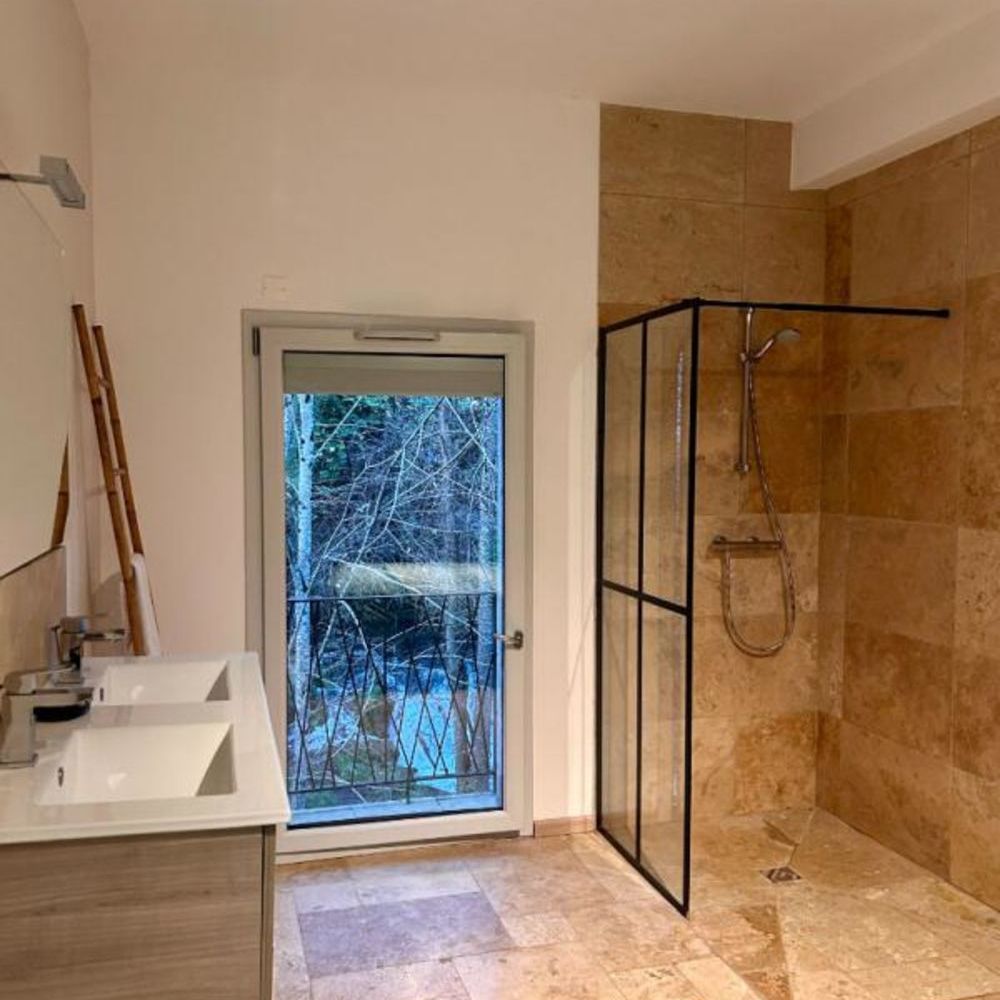 � vendre  Propri�t�/ch�teau Les Eyzies-de-Tayac-Sireuil (24620)