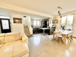  Maison � vendre 6 pi�ces 146 m�