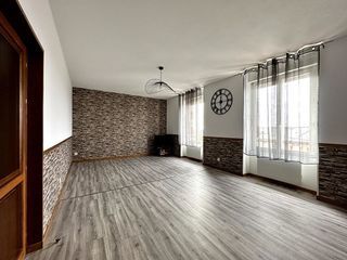  Appartement � louer 4 pi�ces 76 m�