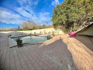  Villa � vendre 6 pi�ces 150 m�