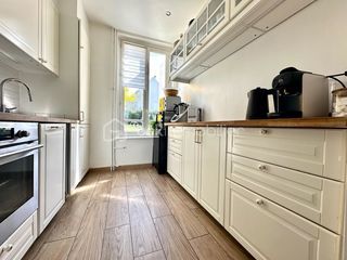  Propri�t�/ch�teau � vendre 7 pi�ces 150 m�