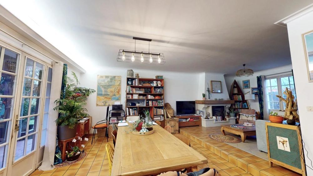 � vendre  Propri�t�/ch�teau Ar�s (33740)