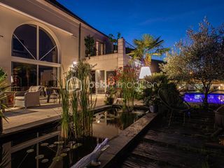  Maison � vendre 7 pi�ces 380 m�