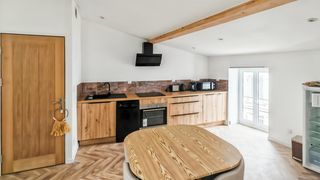  Immeuble � vendre 6 pi�ces 140 m�