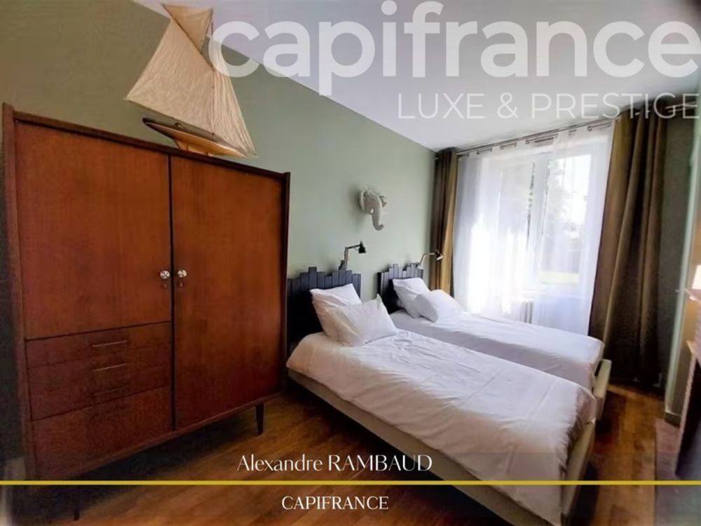 � vendre  Propri�t�/ch�teau Dol-de-Bretagne (35120)