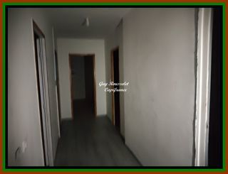  Immeuble � vendre 10 pi�ces 211 m�