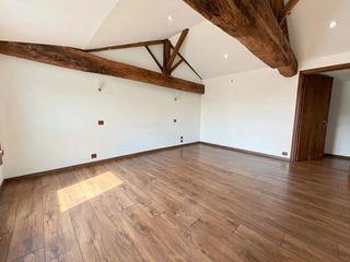  Maison � vendre 10 pi�ces 240 m�