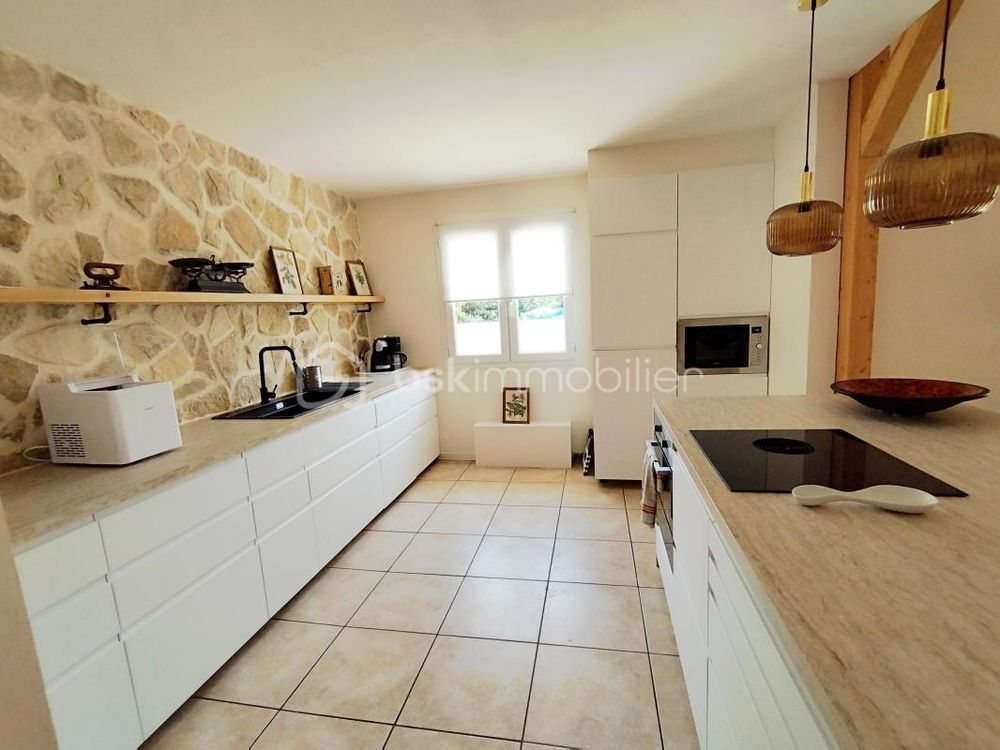 � vendre  Villa Plaissan (34230)