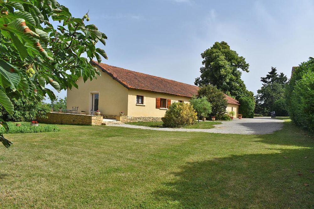 � vendre  Propri�t�/ch�teau Marcillac-Saint-Quentin (24200)