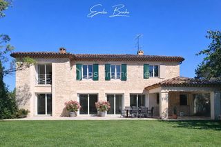  Maison � vendre 10 pi�ces 240 m�