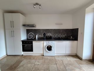  Immeuble � vendre 10 pi�ces 166 m�