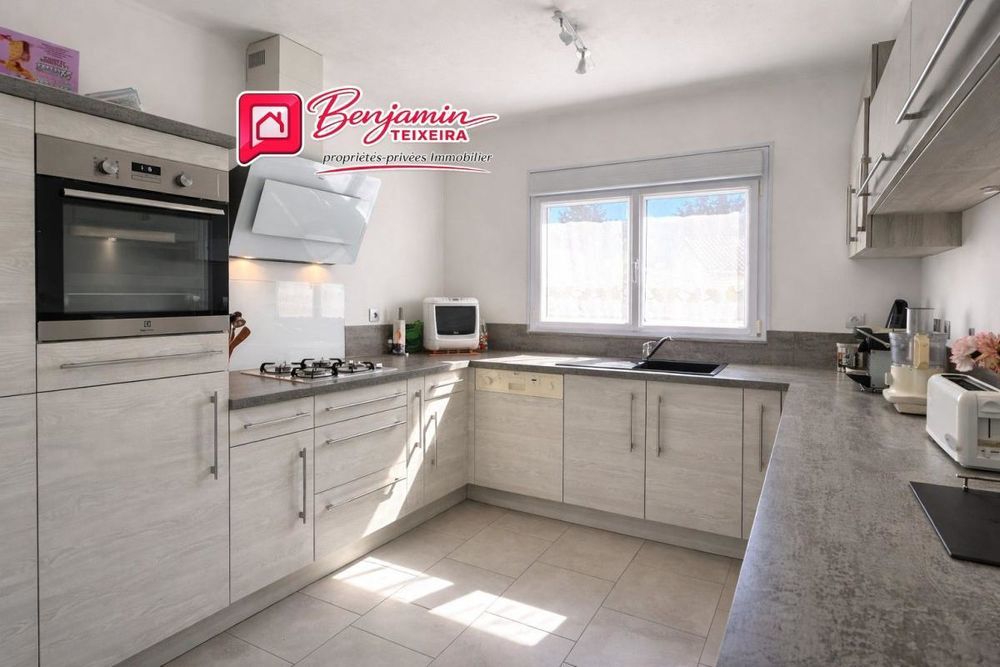 � vendre  Maison Saint-Rapha�l (83700)