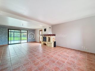  Maison � vendre 9 pi�ces 195 m�