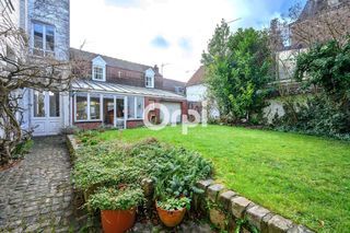  Maison � vendre 9 pi�ces 232 m�