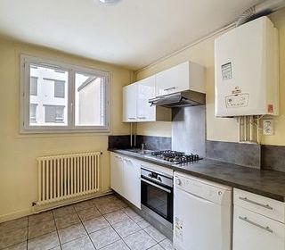  Appartement � louer 4 pi�ces 75 m�