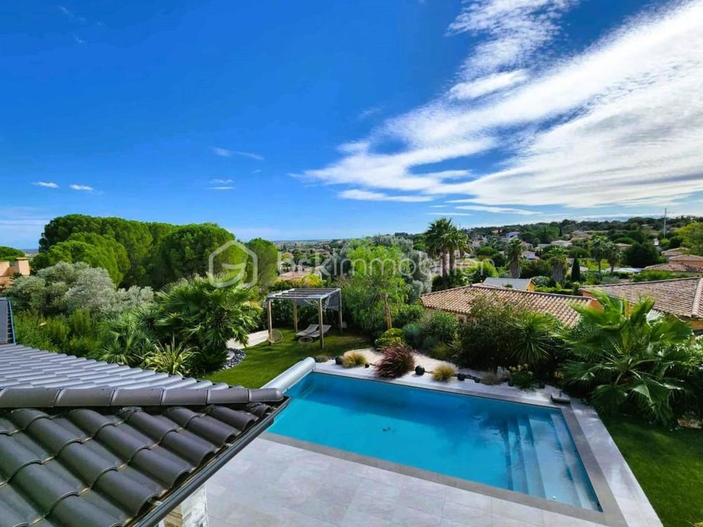 � vendre  Villa Tourbes (34120)