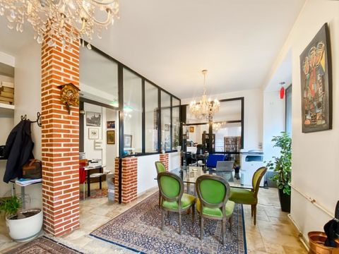 A louer bureaux plein de charme de 100m&sup2; 2800 75018 Paris