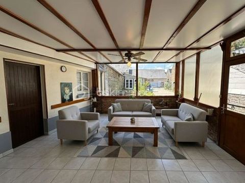   Charmante, maison de ville Maison - 8 pi�ce(s) - 167 m�