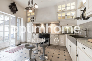  Maison � vendre 8 pi�ces 323 m�