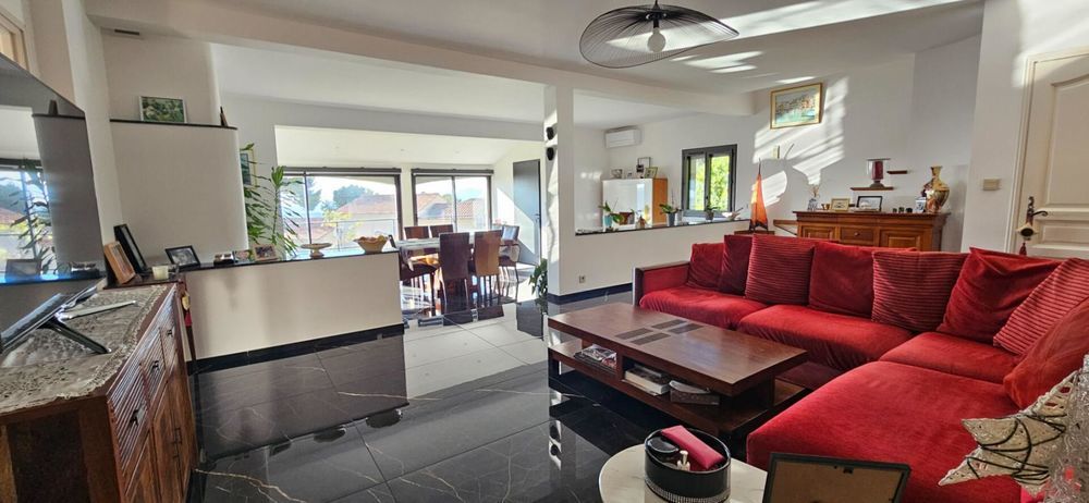 � vendre  Maison Toulon (83200)