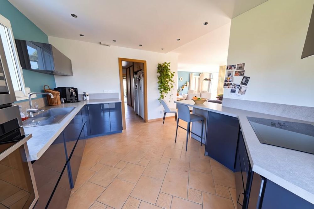 � vendre  Propri�t�/ch�teau Autouillet (78770)