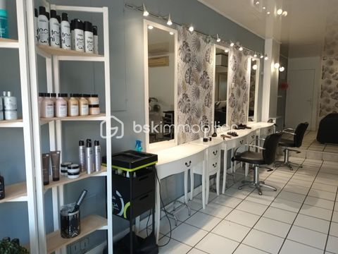 Salon de Coiffure Mixte � 17 � PR&Ecirc;T &Agrave; TRAVAILLER 50000 17100 Saintes