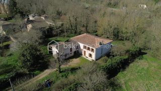  Maison � vendre 10 pi�ces 315 m�