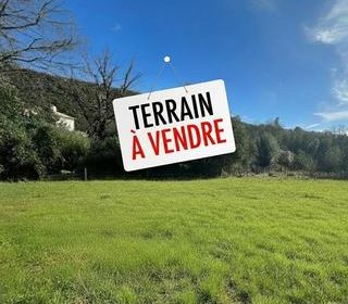  Terrain � vendre 700 m�