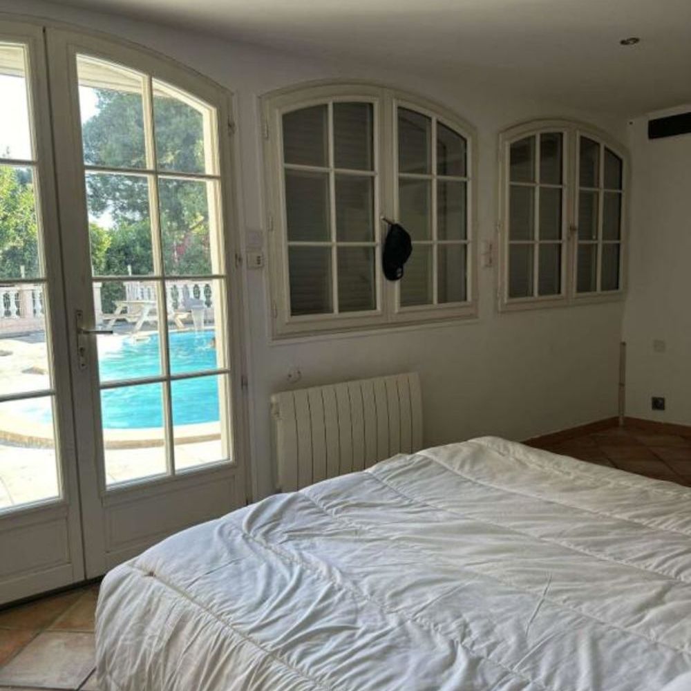 � vendre  Propri�t�/ch�teau Allauch (13190)