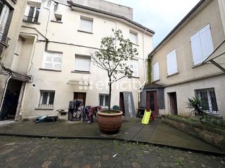  Immeuble � vendre 242 m�