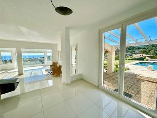  Maison � vendre 8 pi�ces 240 m�