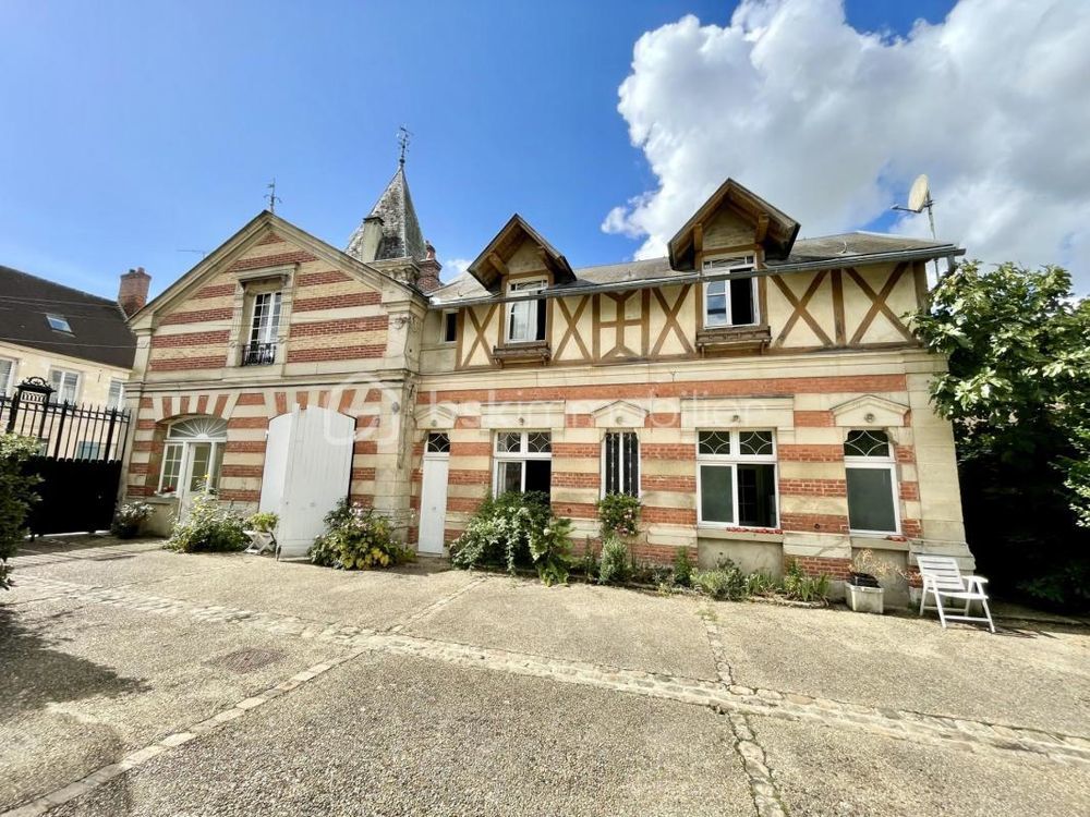 � vendre  Maison Chaumont-en-Vexin (60240)
