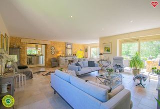  Moulin � vendre 8 pi�ces 231 m�