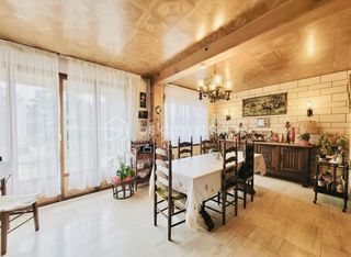  Maison � vendre 6 pi�ces 165 m�