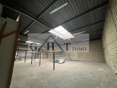 A LOUER 540 M² D'ENTREPOT + BUREAUX AVEC QUAI A BOBIGNY 5583 93000 Bobigny