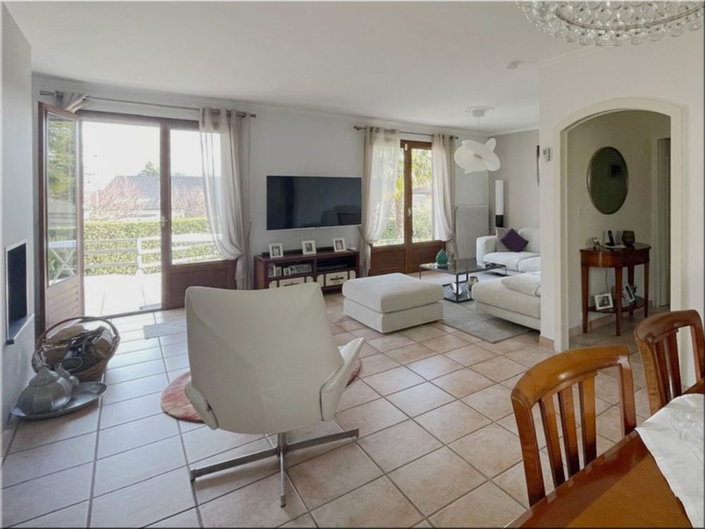 � vendre  Maison Challex (01630)