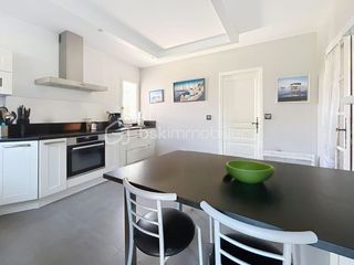  Maison � vendre 7 pi�ces 180 m�