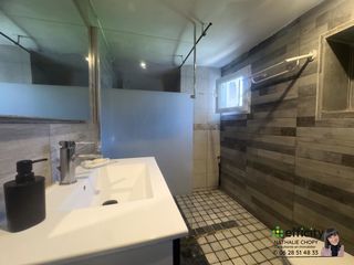  Maison � vendre 12 pi�ces 250 m�