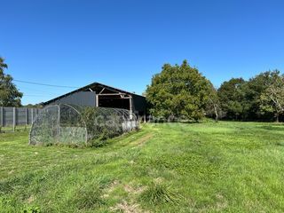  Remise / Grange � vendre 1 pi�ce 267 m�