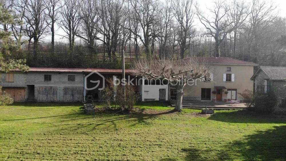 � vendre  Maison Hauterives (26390)