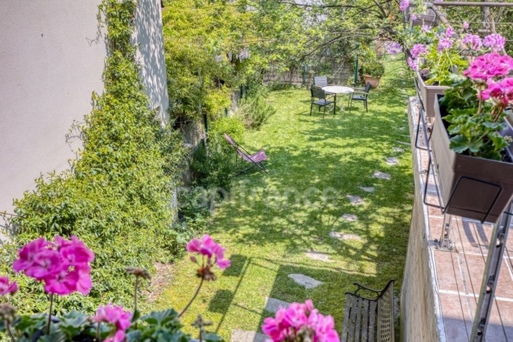 � vendre  Maison Gex (01170)